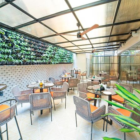 The Beacon Hotel 维沙卡帕特南 外观 照片