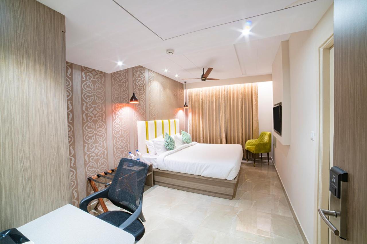 The Beacon Hotel 维沙卡帕特南 外观 照片