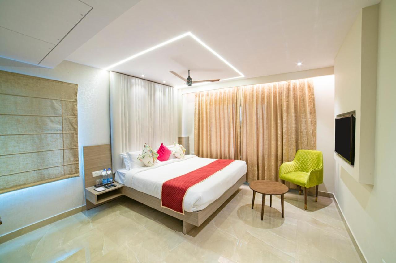 The Beacon Hotel 维沙卡帕特南 外观 照片