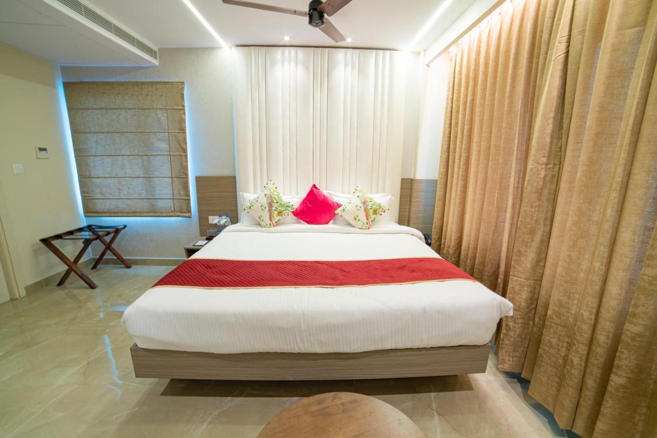 The Beacon Hotel 维沙卡帕特南 外观 照片
